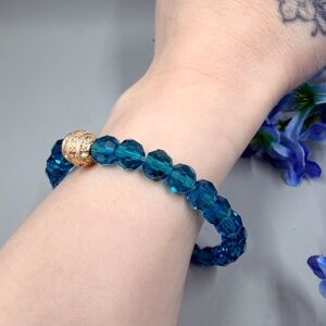 Genuine Aqua Crystal Bead Vintage Y2K Stretch Bracelet with Gold Accent